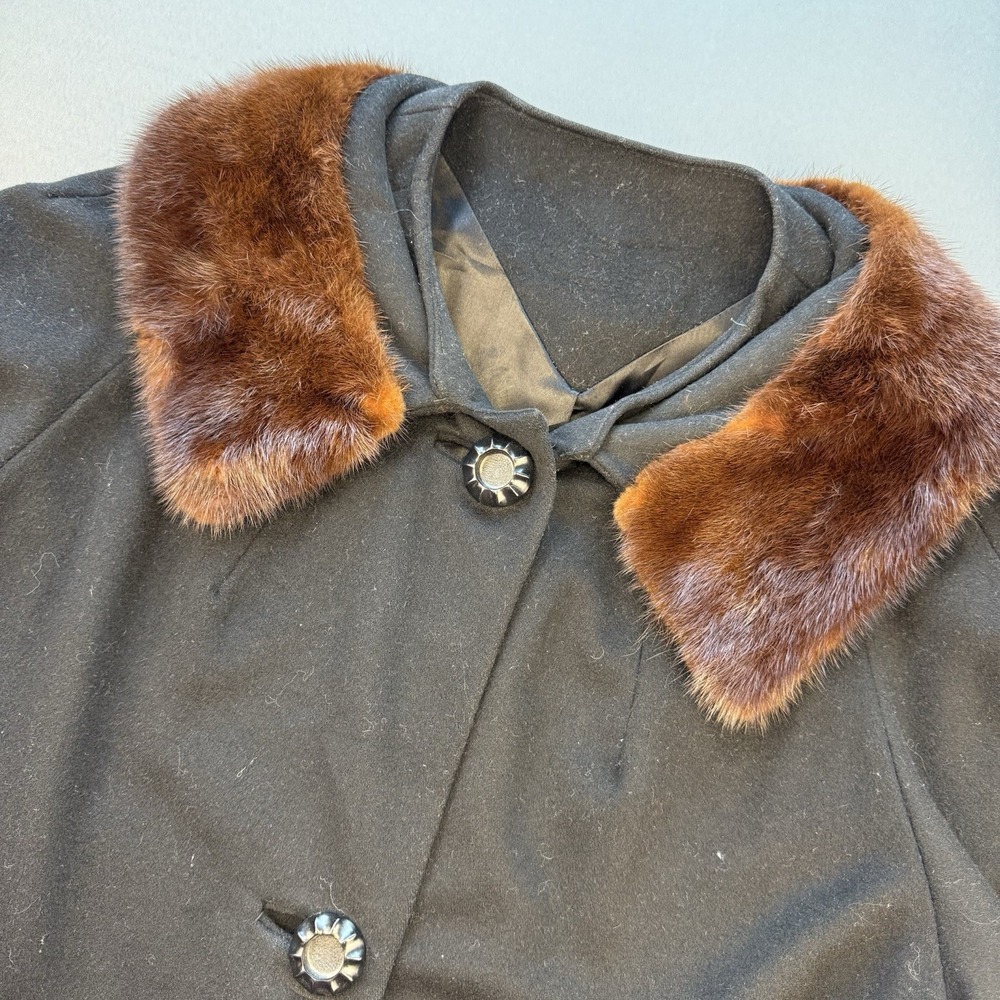 Vintage Kilgarnock Black Wool Coat With Fur Collar Button Closure Lined